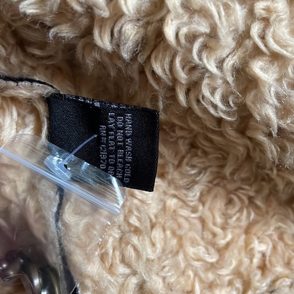 ***SOLD***🌟🌟HOST PICK🌟🌟 Jealous Tomato Jacket - Picture 15 of 16